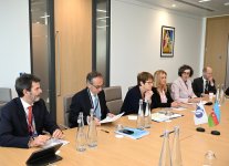 Azerbaijan, EBRD brainstorm green energy and infrastructure projects (PHOTO)